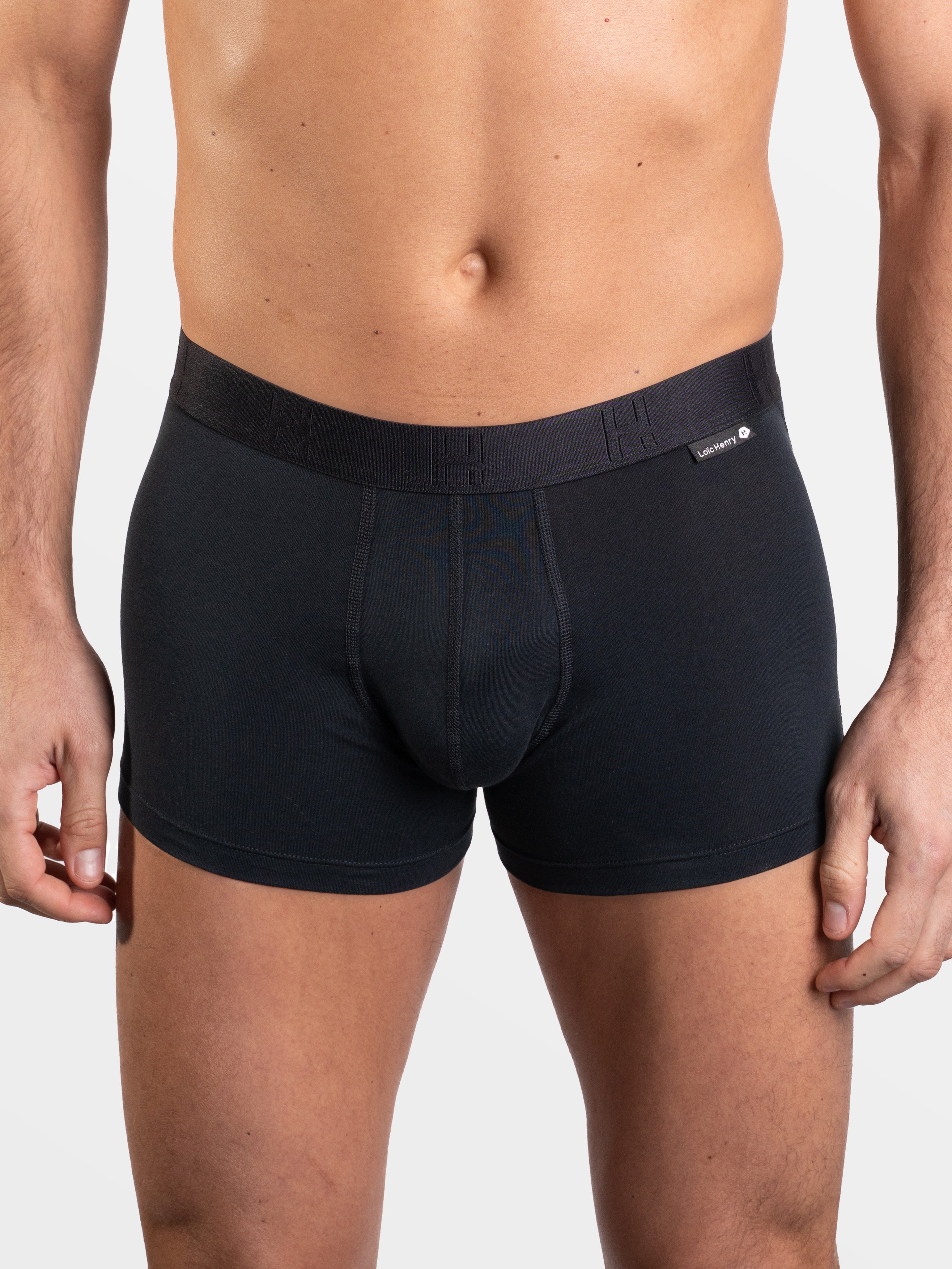 BLACK (SHORT)