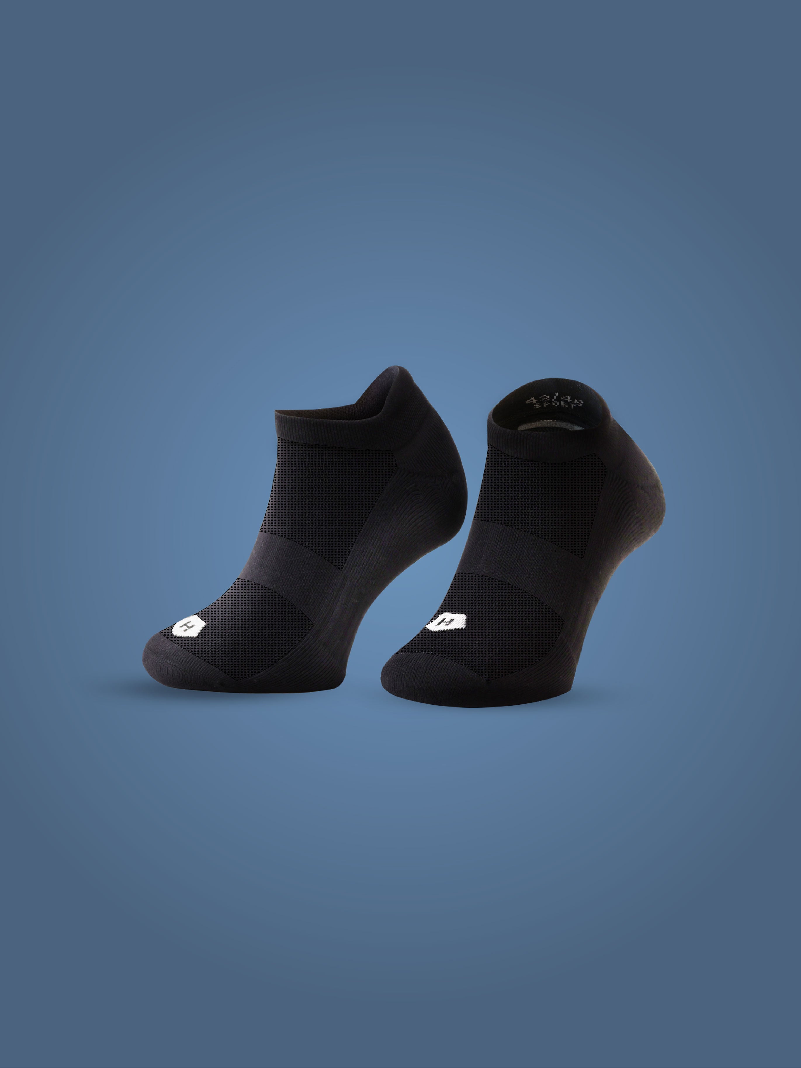 SUMMER BLACK SPORT TRAINER