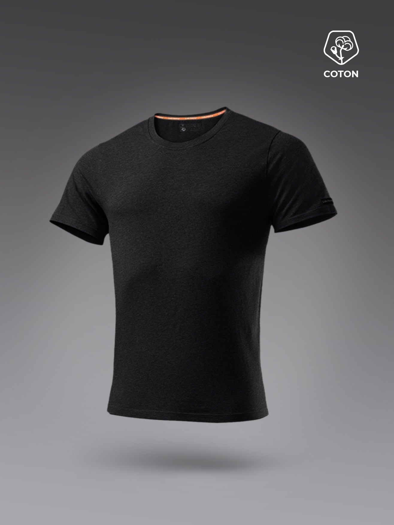 BLACK TSHIRT