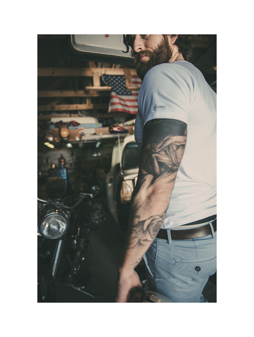HEATHER GREY T-SHIRT