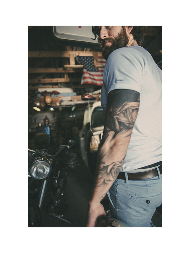 HEATHER GREY TEE