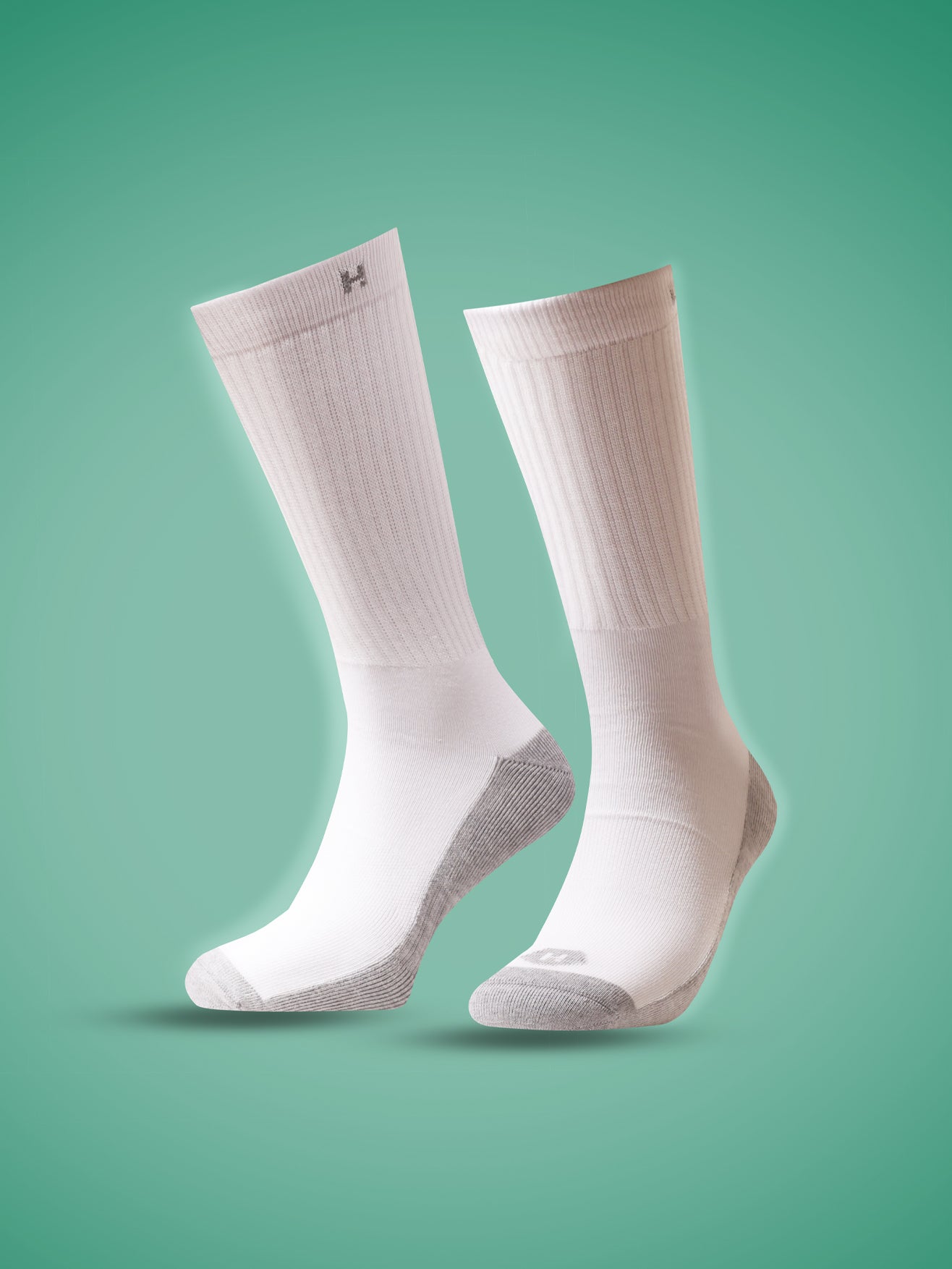 WHITE SPORT SOCKS